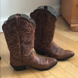 Ariat cowboy boots tall